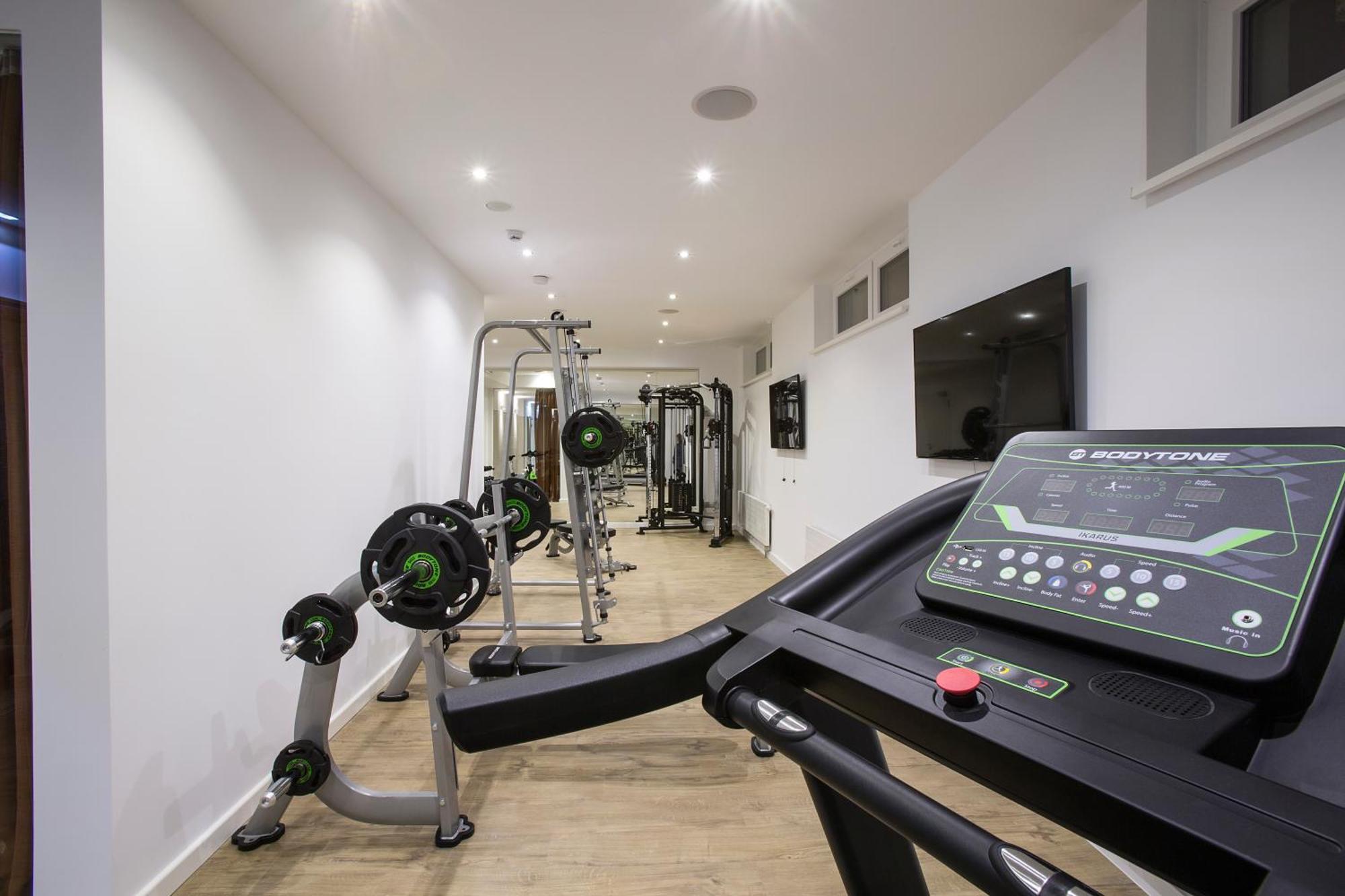 Homaris West Side (adults Only) 4*