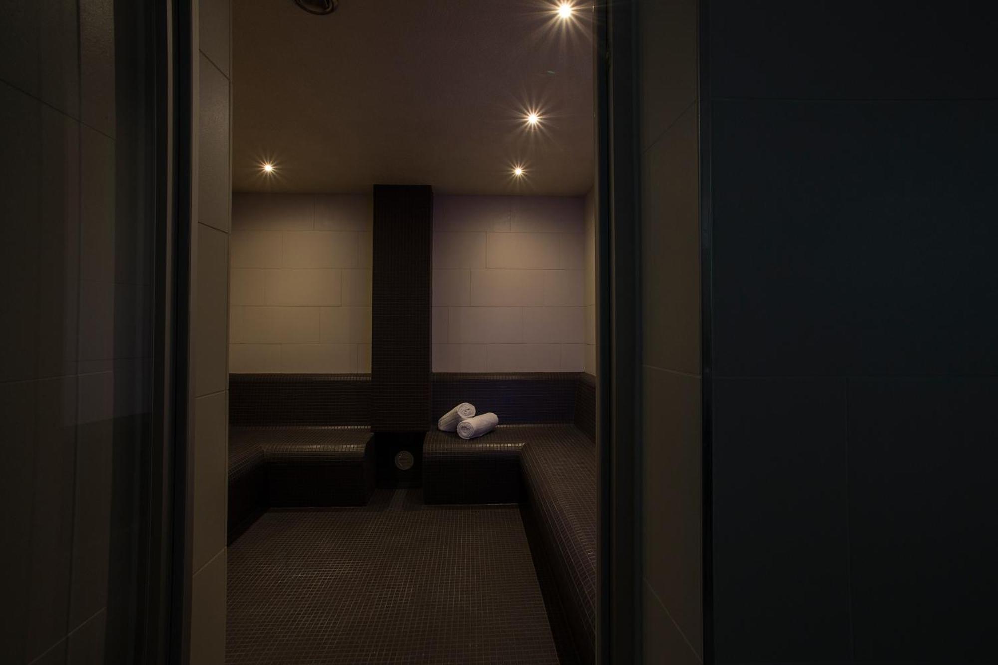 Homaris West Side (adults Only)